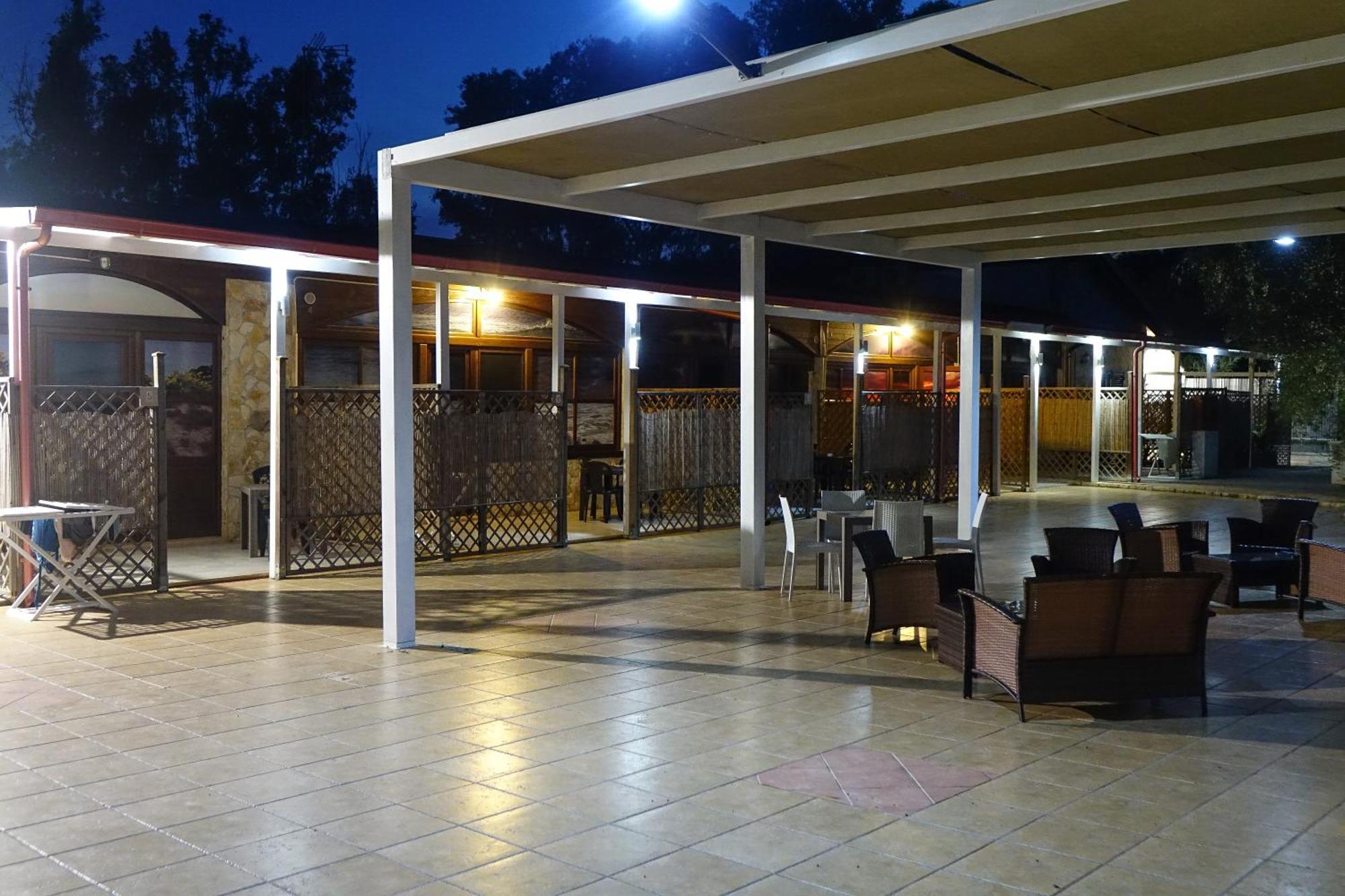 Giardini Sausari Residence Punta Prosciutto Exterior foto
