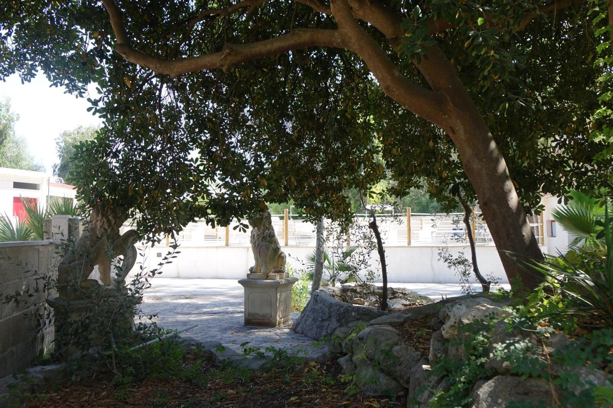 Giardini Sausari Residence Punta Prosciutto Exterior foto